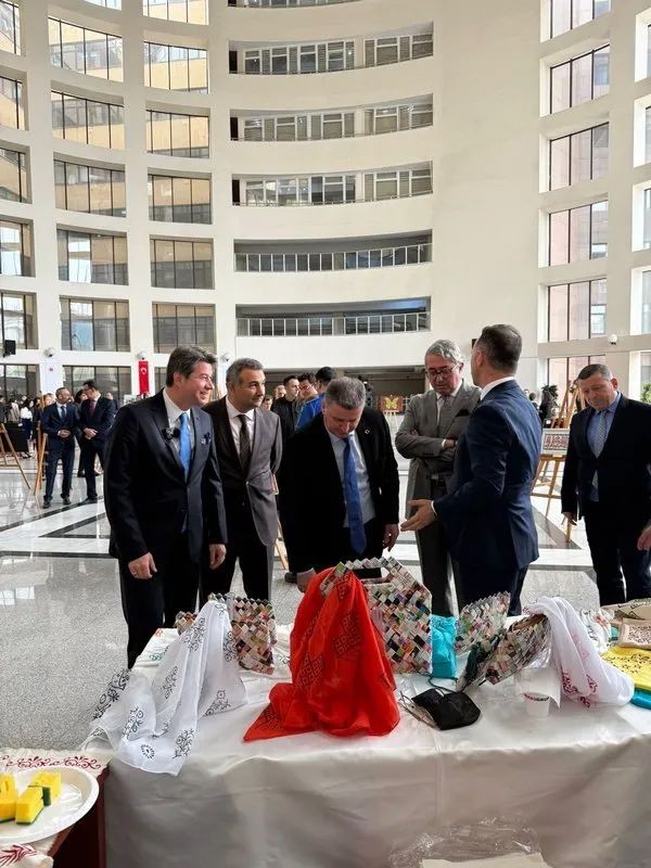 Başsavcı Gümüş ev sahipliği yaptı! Bakırköy Adliyesi'nde el işi sergisi - Resim: 5