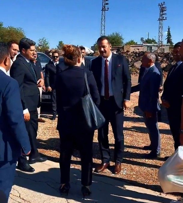 Siverek’te köy okulundaki çocukların yüzleri güldü! Siverek Cumhuriyet Başsavcısı Seçkin Şahan öncülük etti - Resim: 1