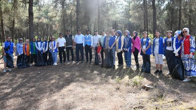 Vezirköprü’de orman temizliği seferberliği! Başsavcı Vekili Alevli de destek verdi - Resim: 7