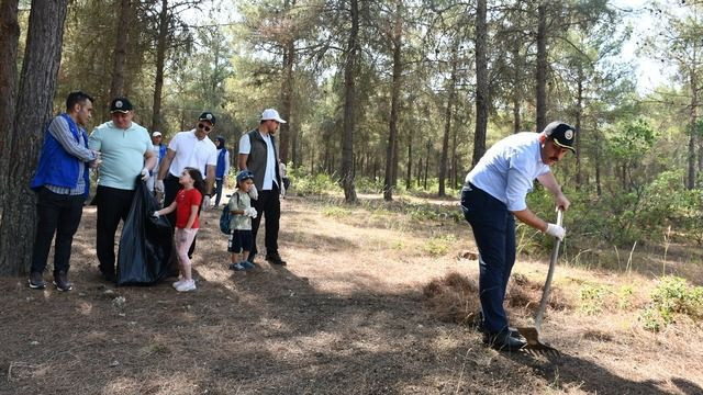 Vezirköprü’de orman temizliği seferberliği! Başsavcı Vekili Alevli de destek verdi - Resim: 3