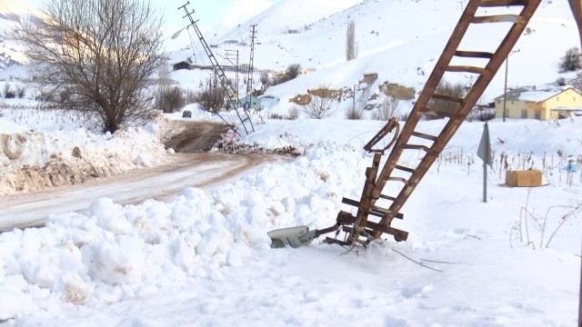 Adıyaman'da tarlalar 3 metre yükseldi - Resim: 2