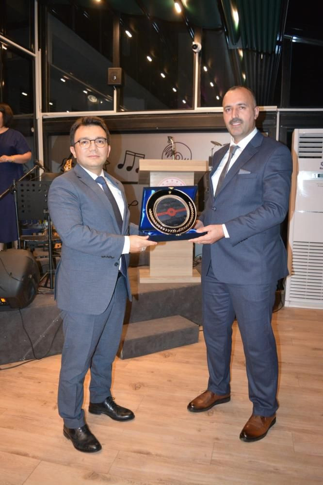 Silifke Adliyesi veda yemeğinde buluştu! Başsavcı Akyıldız helallik istedi - Resim: 4