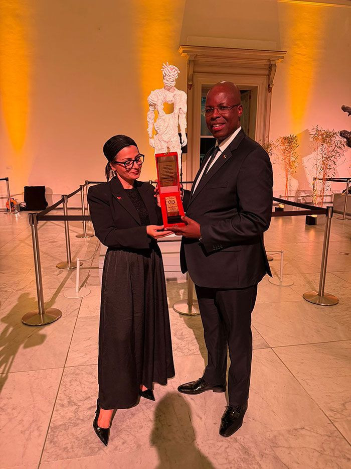 Fütürist sanatçı Serra Erdoğan, Brüksel Kraliyet Sanat Müzesi'nde Avrupa'yı yeniden yorumladı - Resim: 2