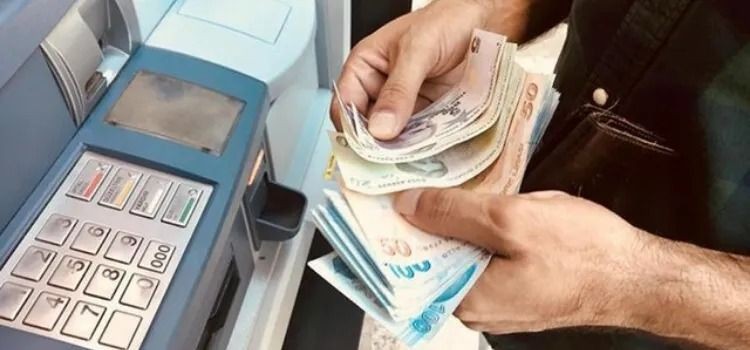 KURBAN BAYRAMI İKRAMİYESİ ARTACAK MI? Uzman isim çok net açıkladı. Bayramda emekliye ne kadar para yatacak? - Resim: 1