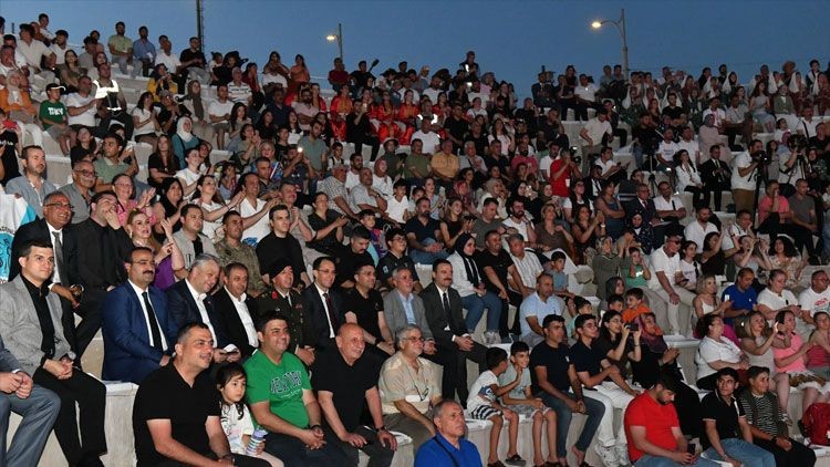Halk oyunları finalleri başladı! Açılışa Başsavcı Çoban da katıldı… - Resim: 1