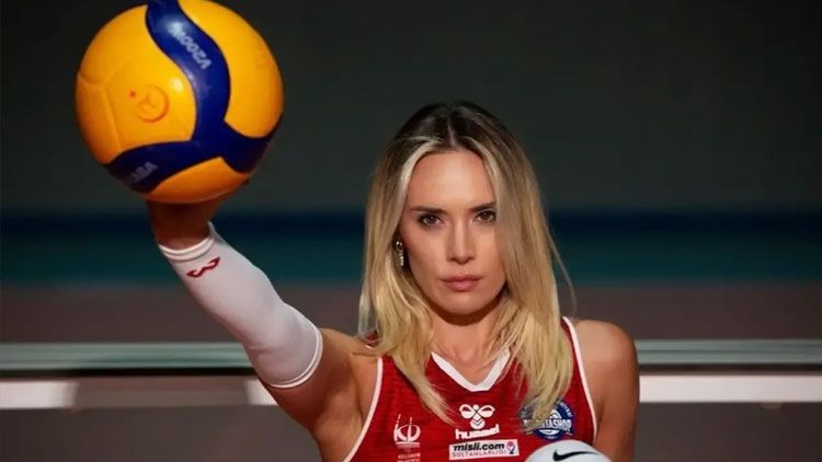 Ünlü voleybolcu Derya Çayırgan’dan iddialarla ilgili suç duyurusu - Resim: 1