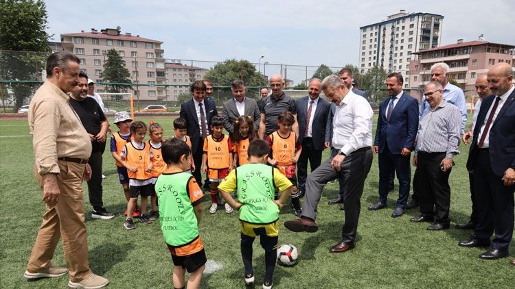 Arhavi Savcısı Ateş, futbol şenliği için sahadaydı - Resim: 3