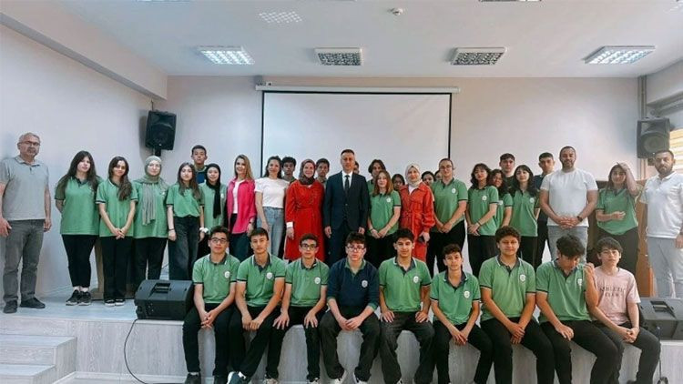 Sinop Başsavcısı Pektaş, öğrencilere tecrübelerini aktardı! - Resim: 1