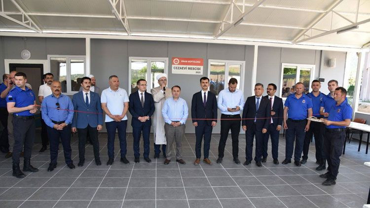 Cezaevi Mescidi dualarla açıldı! Başsavcı Vurmaz ve Komisyon Başkanı Turan da katıldı - Resim: 1