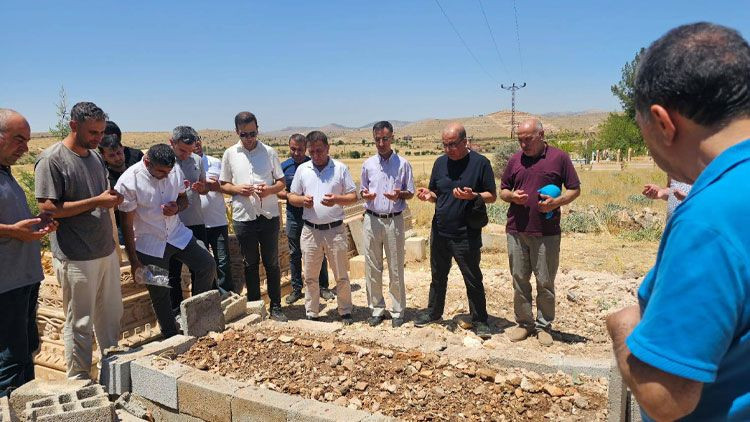 Başsavcı Gürgah, infaz koruma memurunun cenazesine katıldı - Resim: 1