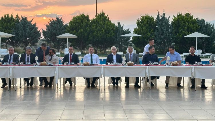 Burhaniye adli protokolü Kaymakam Memiş’i uğurladı - Resim: 1