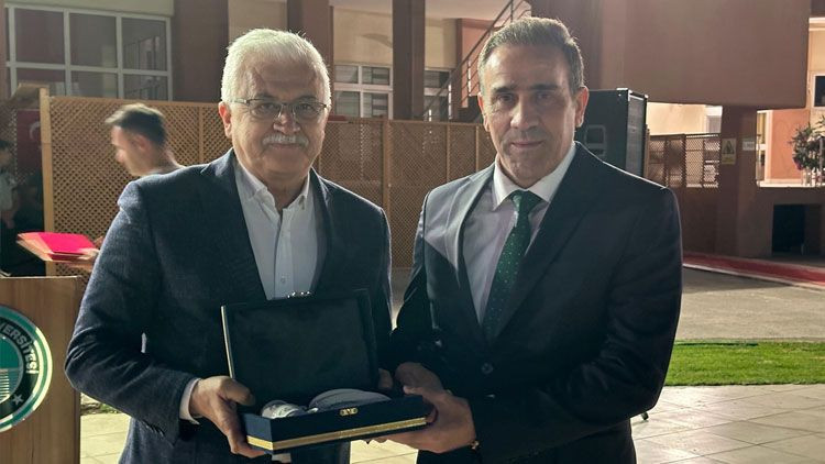Burhaniye adli protokolü Kaymakam Memiş’i uğurladı - Resim: 3