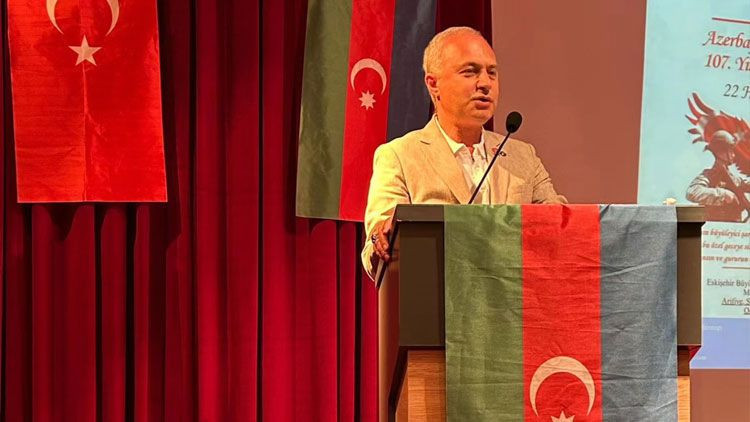 Azerbaycan ordusunun kuruluşu kutlandı! Başsavcı Vekili Özel’e plaket - Resim: 1