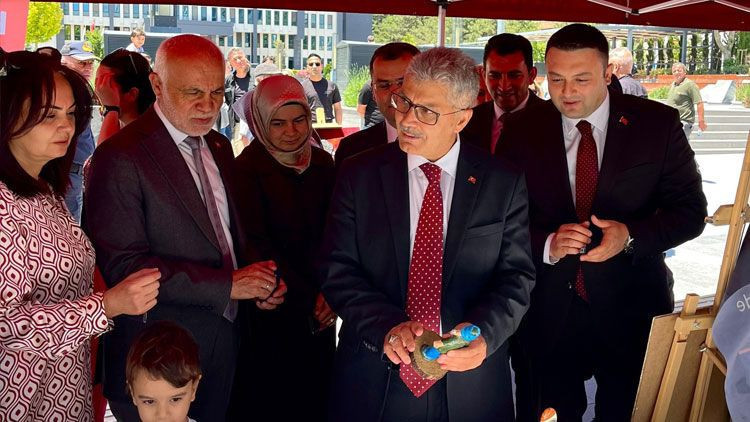 Başsavcı Süren ve Komisyon Başkanı Ünlü kadın emeği sergisine katıldı - Resim: 3