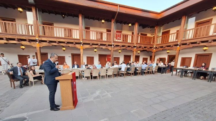 Vezirköprü'de görev yeri değişen hakim ve savcılara veda programı! - Resim: 2