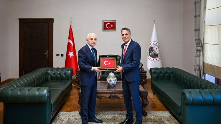 Başsavcı Eroğlu kente veda ediyor! Vali ve başkana ziyaret - Resim: 2