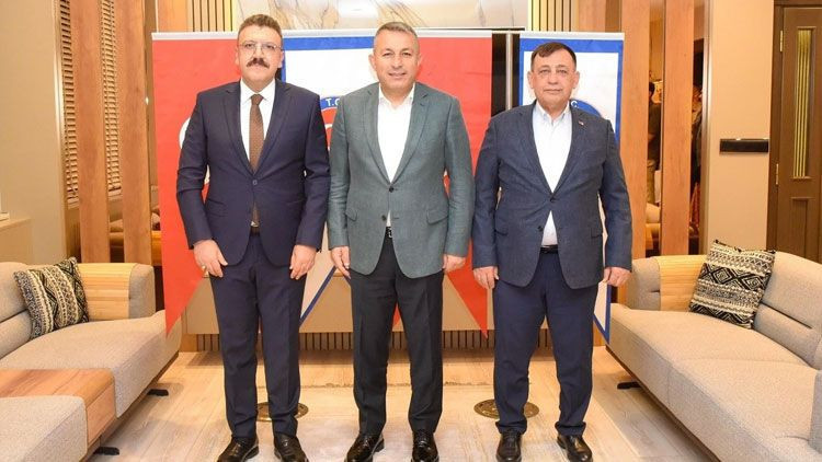Kilis’te yargının iki önemli ismi uğurlandı! - Resim: 2