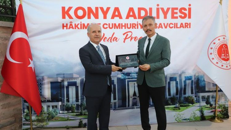 Konya Adliyesi’nde duygusal veda! Başsavcı helallik istedi - Resim: 4