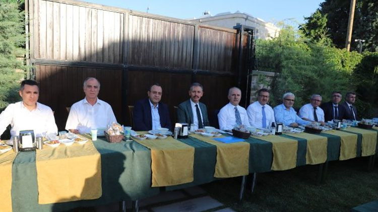 Konya Adliyesi’nde duygusal veda! Başsavcı helallik istedi - Resim: 5