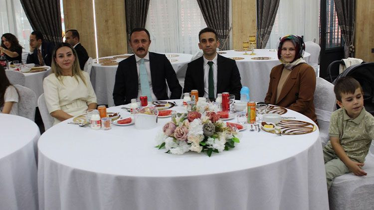 Erzincan Adliyesi’nde veda gecesi! Duygusal anlar yaşandı… - Resim: 4