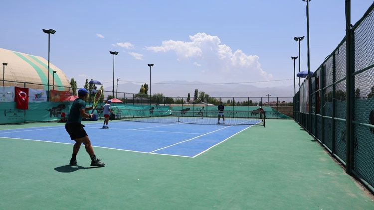 Başsavcı Dede, tenis turnuvası coşkusuna ortak oldu - Resim: 5
