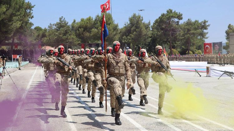 Kırkağaç’ta komando mezuniyet coşkusu! Başsavcı Vidinel de katıldı - Resim: 1