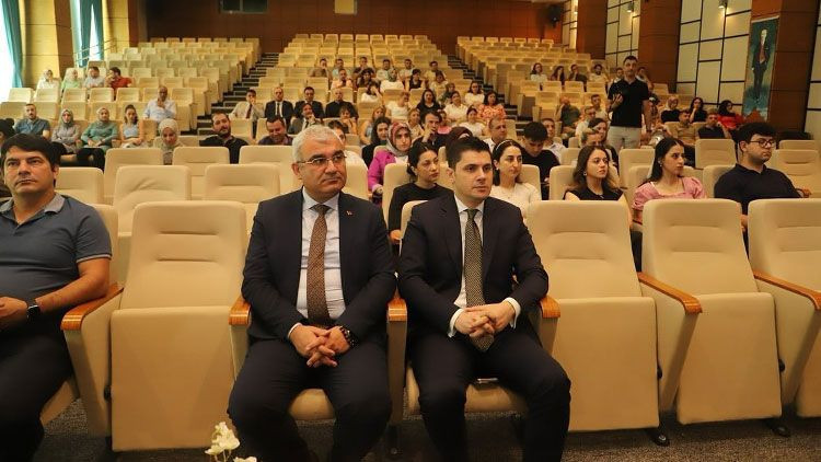 Adana Adliyesi’nde koruyucu aile tanıtımı! Başsavcı Vekili Özgenç de katıldı - Resim: 1