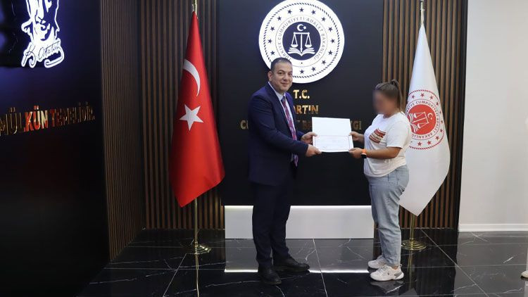 Başsavcı Şahin’den mesleki eğitimlerini tamamlayan yükümlülere sertifika - Resim: 2