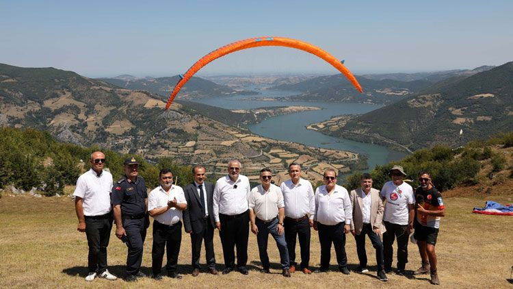 Kaymakam Altıpınar ve Başsavcı Aksoy, Kapıkaya Fest’i gezdi! - Resim: 1