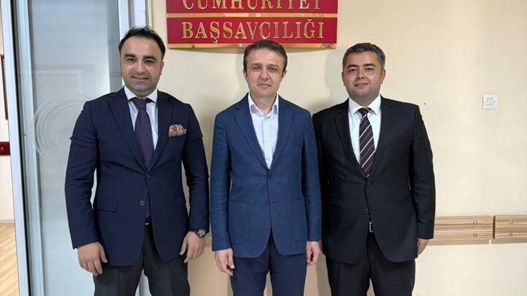 Bandırma Adliyesi’nde Başsavcı Demirdaş’a duygusal veda! - Resim: 2