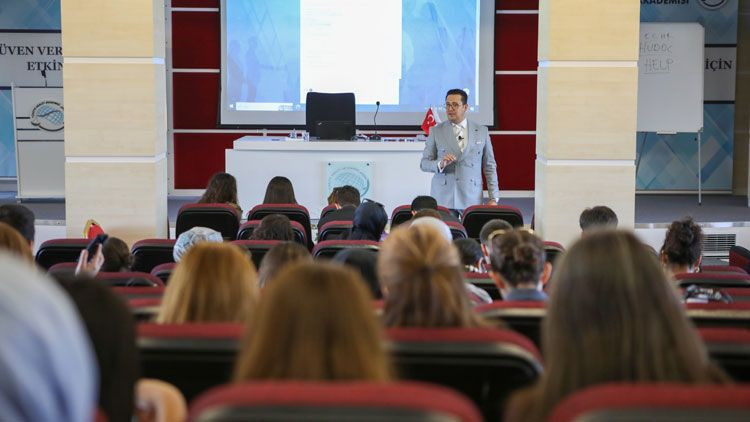 Hakim ve savcı yardımcılarına ‘HELP’ eğitimi! - Resim: 1