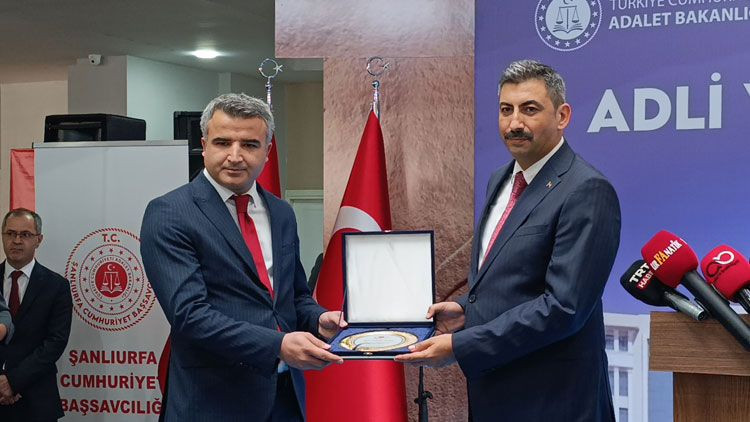 Şanlıurfa’da yeni adli yıl heyecanı! Kıdemli hukukçulara plaket - Resim: 4