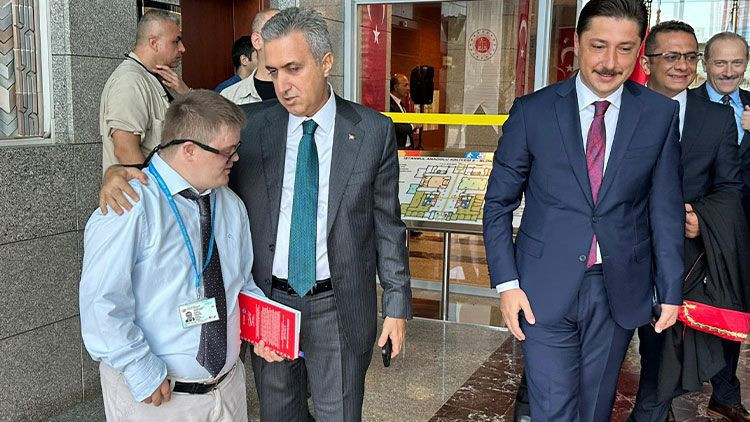 Adli Yıl açılışında Başsavcı Koç’tan yürekleri ısıtan hareket! - Resim: 4