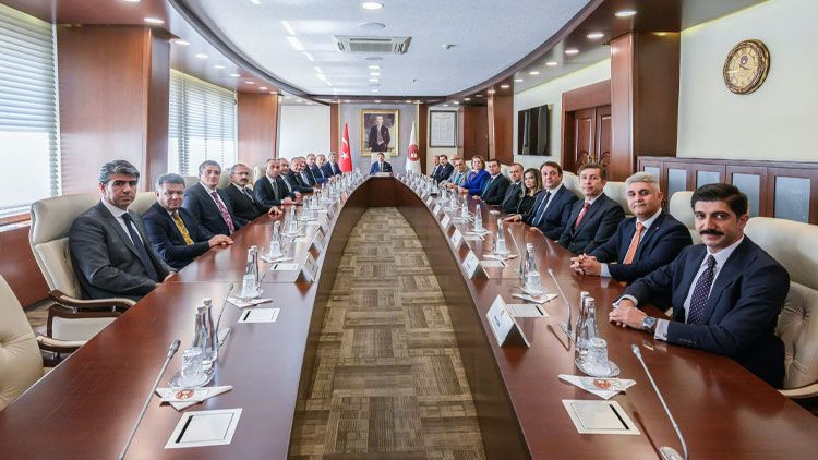 HSK'dan yeni adli yıl sonrası ilk toplantı! Bakan Tunç başkanlık etti - Resim: 1