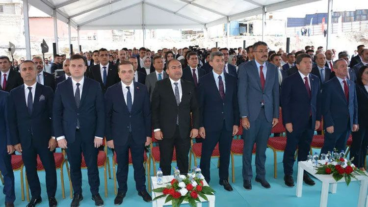 Hakkari Adalet Sarayı'nın temeli atıldı! Bakan Tunç butona bastı - Resim: 1