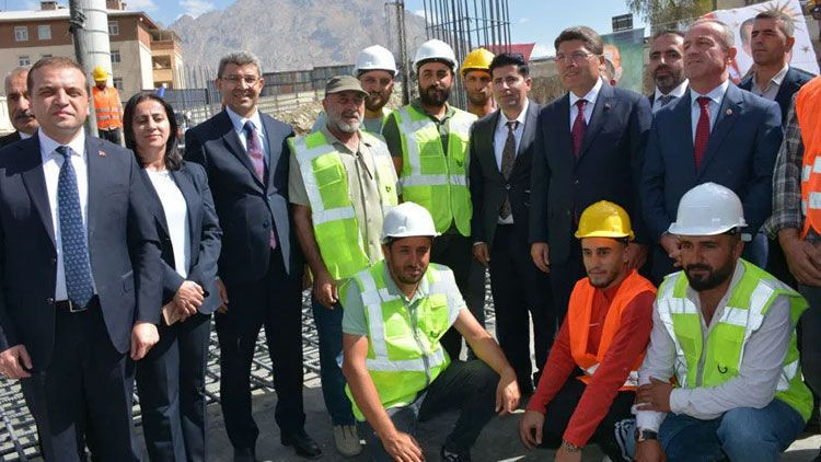 Hakkari Adalet Sarayı'nın temeli atıldı! Bakan Tunç butona bastı - Resim: 4