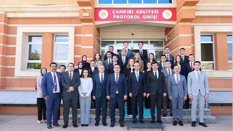 HSK Üyesi Özdemir, Çankırı’da! Adliye ve Valiliğe ziyaret… - Resim: 3
