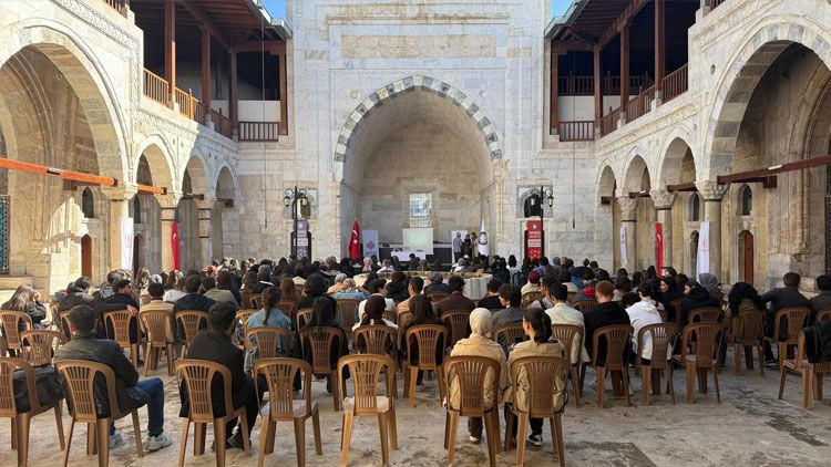 Hukuk öğrencilerinin ilk dersi Gökmedrese’de! Başsavcı Aktaş ve Komisyon Başkanı Soycan da katıldı… - Resim: 2