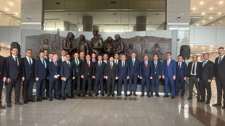Çağlayan Adliyesi'nde tören! Duman ve Dönmez, yeni görev yerlerine uğurlandı - Resim: 1