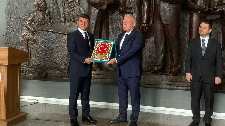 Çağlayan Adliyesi'nde tören! Duman ve Dönmez, yeni görev yerlerine uğurlandı - Resim: 3