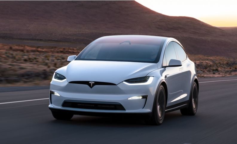 Tesla'dan devleri korkutacak yeni model - Resim: 1