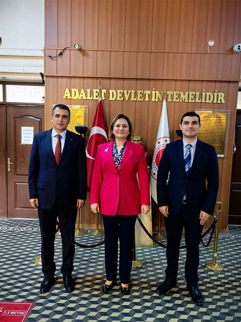 HSK Üyesi Yurtsever, Alaşehir Adliyesi'nde! Yargı mensuplarıyla bir araya geldi - Resim: 1
