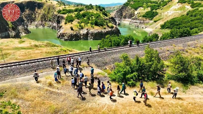 İl protokolü doğa yürüyüşünde buluştu! Başsavcı Kantar da eşlik etti - Resim: 3