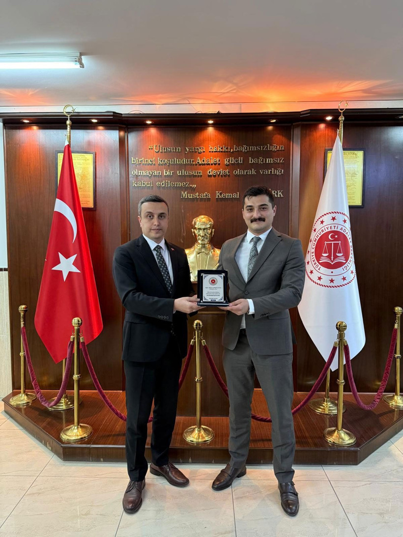 Elmadağ Adliyesi'nde veda programı! Savcılara plaket takdim edildi - Resim: 4