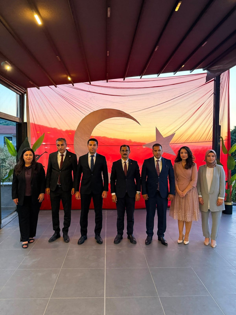 Kaynarca Adliyesinde veda programı - Resim: 2