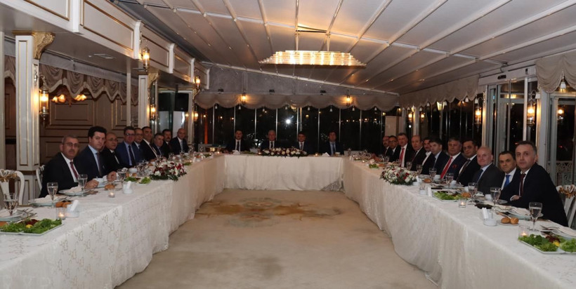 İstanbul'da yargı mensuplarını buluşturan yemek! Başssavcı Dönmez'e başarılar dilediler - Resim: 1