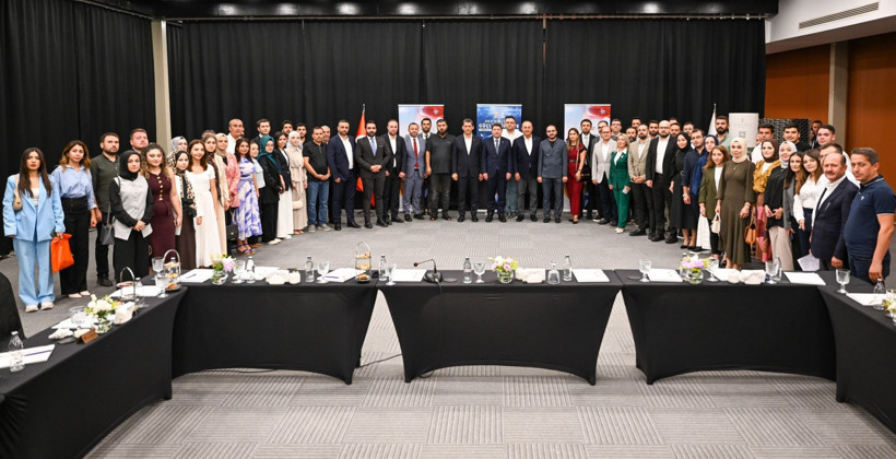 Avukatlarla bir araya gelen Bakan Tunç’tan önemli açıklama: Artık yapay zeka dönemine geçtik - Resim: 7