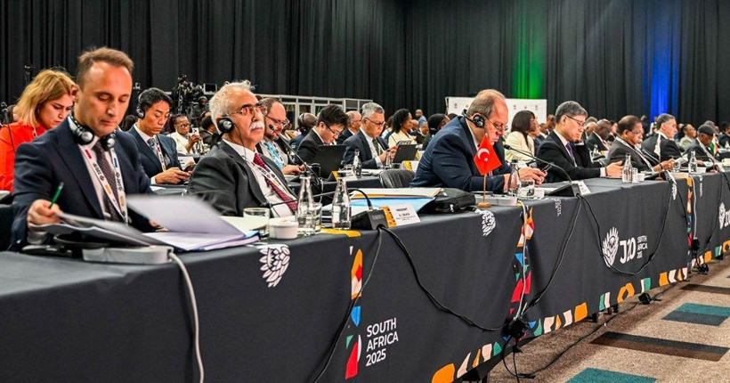 AYM Başkanı Özkaya'dan J20 Zirvesi'nde önemli mesajlar - Resim: 2