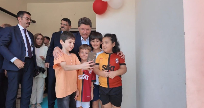 Bakan Tunç, adliye lojmanlarını yerinde inceledi! - Resim: 5