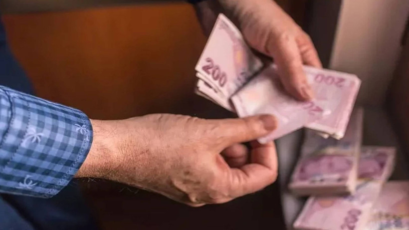 1998, 2001, 2008 girişlilere büyük müjde! 5 yıl erken emeklilik hesaplandı: Prim gün sayısı 7 bin 200'e düşüyor!